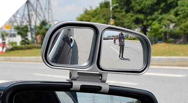 Mehr Sicherheit im Straßenverkehr mit einem Zusatzspiegel