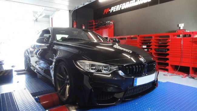 BMW-M4-PP-Performance-1