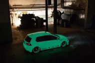 BlackBox-Richter &#038; Low-Car-Scene VW Golf 7 2013 Light-Tron