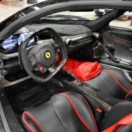 Matte Black Ferrari Laferrari 1 190x190