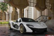 McLaren P1 MSO in white and gold