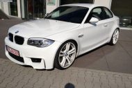 TJ-Fahrzeugdesign zeigt seinen BMW 1er mit V10 Power