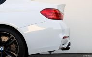 Akrapovic Exhaust Alpine White BMW M4 3 190x119 Liebe zum Detail! EAS mit Akrapovic Auspuff und Diffusor am BMW M4
