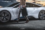 Tuning with a difference! Electricity reserve "canister" for the BMW I8