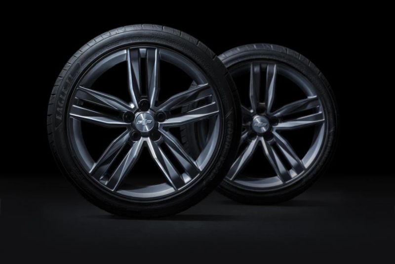 2016er Chevrolet Camaro Teaser Imágenes del sistema de ruedas y frenos