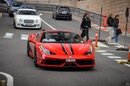Luxury Custom sintonizza la Ferrari 458 Speciale A
