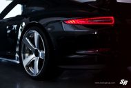SR Auto Group muestra Retro Wheels en el Porsche 911 GT3