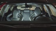 Audi A4 Avant (B5) con ruedas Bentley y suspensión KW