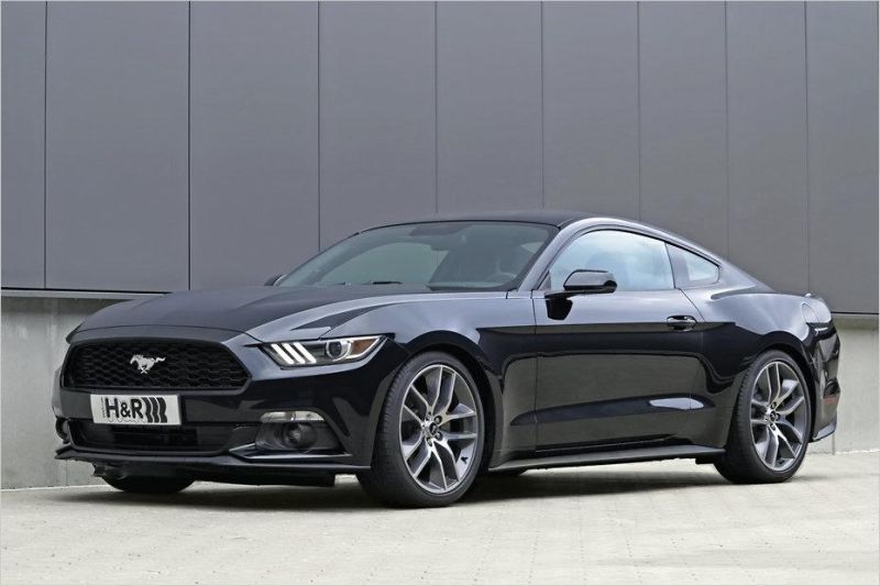 Więcej projektów dla Forda Mustanga dzięki H & R