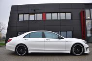 La Aduana Especial Alemana sintoniza el Mercedes Clase S W222