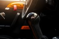 GMG Racing pokazuje swoje pomarańczowe Porsche 911 GT3 RS
