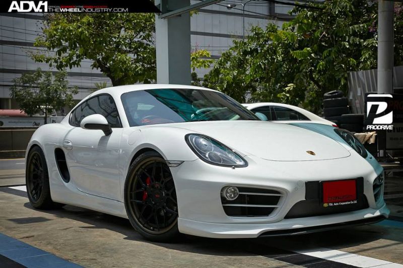 Prodrive tunt den Porsche Cayman mit ADV.1 Wheels