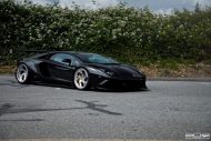 Mega FETT - Carrosserie large Lamborghini Aventador avec roues PUR 21 pouces
