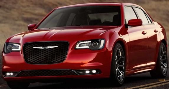 Chrysler launches the 2016 Chrysler 300 SRT with 485 PS in the US