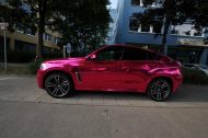 11705526 1008556419178407 19120959829642329 o 190x126 Print Tech Folierung am BMW X6 M in Chrom Pink