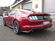 Extremely low and with HRE Wheels FF01 - Ford Mustang
