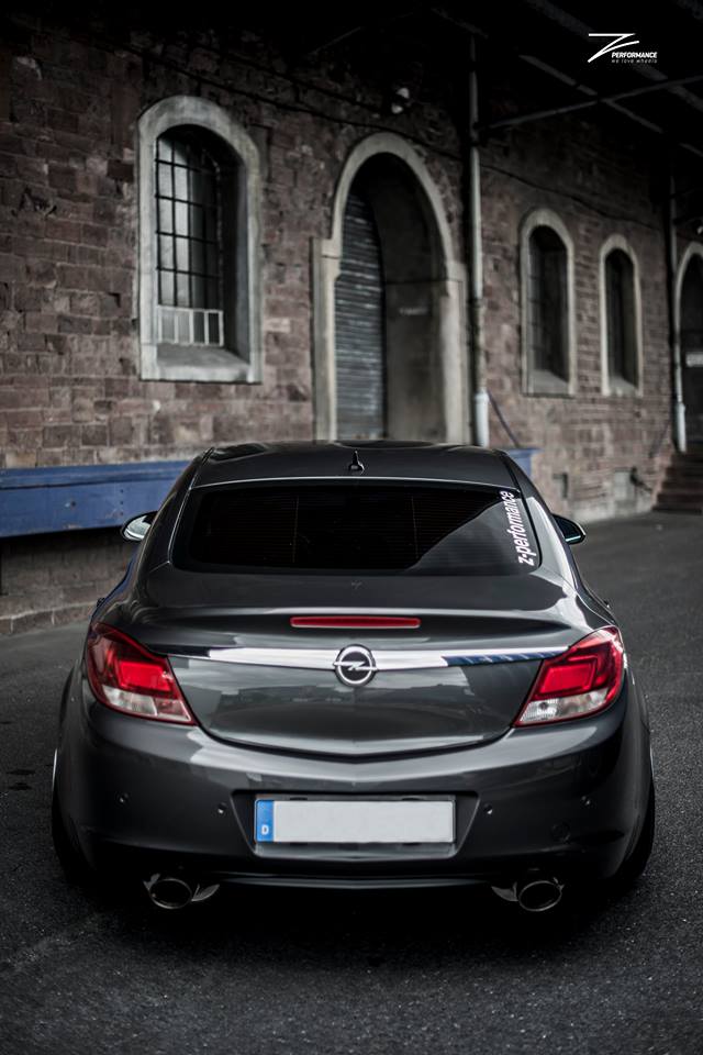 20 inch Z-Performance Wheels on the Opel Insignia