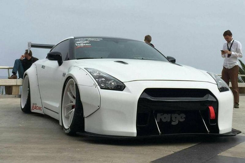 france auto racing nissan gt r 1 794 PS im Nissan GT R mit LB Bodykit von France Auto Racing