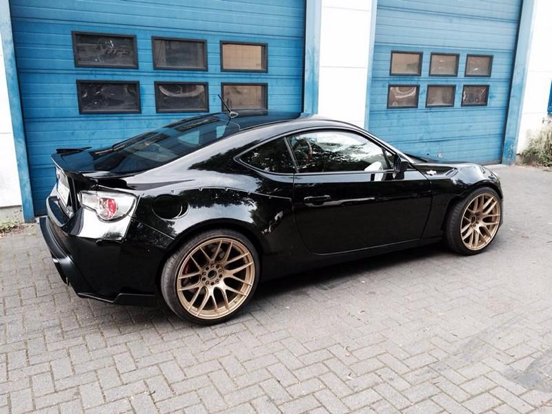 Toyota GT86 - Rocket Bunny Kit & 400PS by MPS