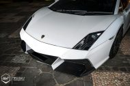 rotibull 06 tuning gallardo 7 190x126 Weißer Lamborghini Gallardo LP 560 auf schwarzen 20 Zoll Rotiform´s