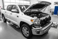 550PS Toyota Tundra firmy Mcchip-DKR SoftwarePerformance