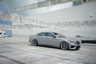 Video: ADV.1 velgen op de Renntech Mercedes S63 AMG