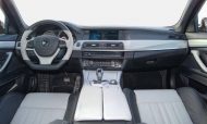 BMW M5 F10 con kit de carrocería ancha en Hamann Motorsport