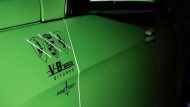 بوسيدون مرسيدس بنز E63 AMG باللون الأخضر الفايبر