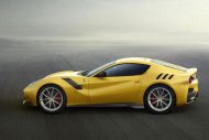 Ferrari stellt den limitierten 780PS Ferrari F12tdf Kracher vor!