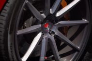 21 Zoll Vossen Wheels VPS-310 am roten Nissan GT-R