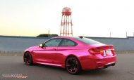 Pink Chrome BMW M4 folierung pink 14 190x114 Pink Bulle   Impressive Wrap foliert den BMW M4 F82