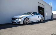 BMW M4 F82 in Silverstone Metallic mit KW by EAS Tuning