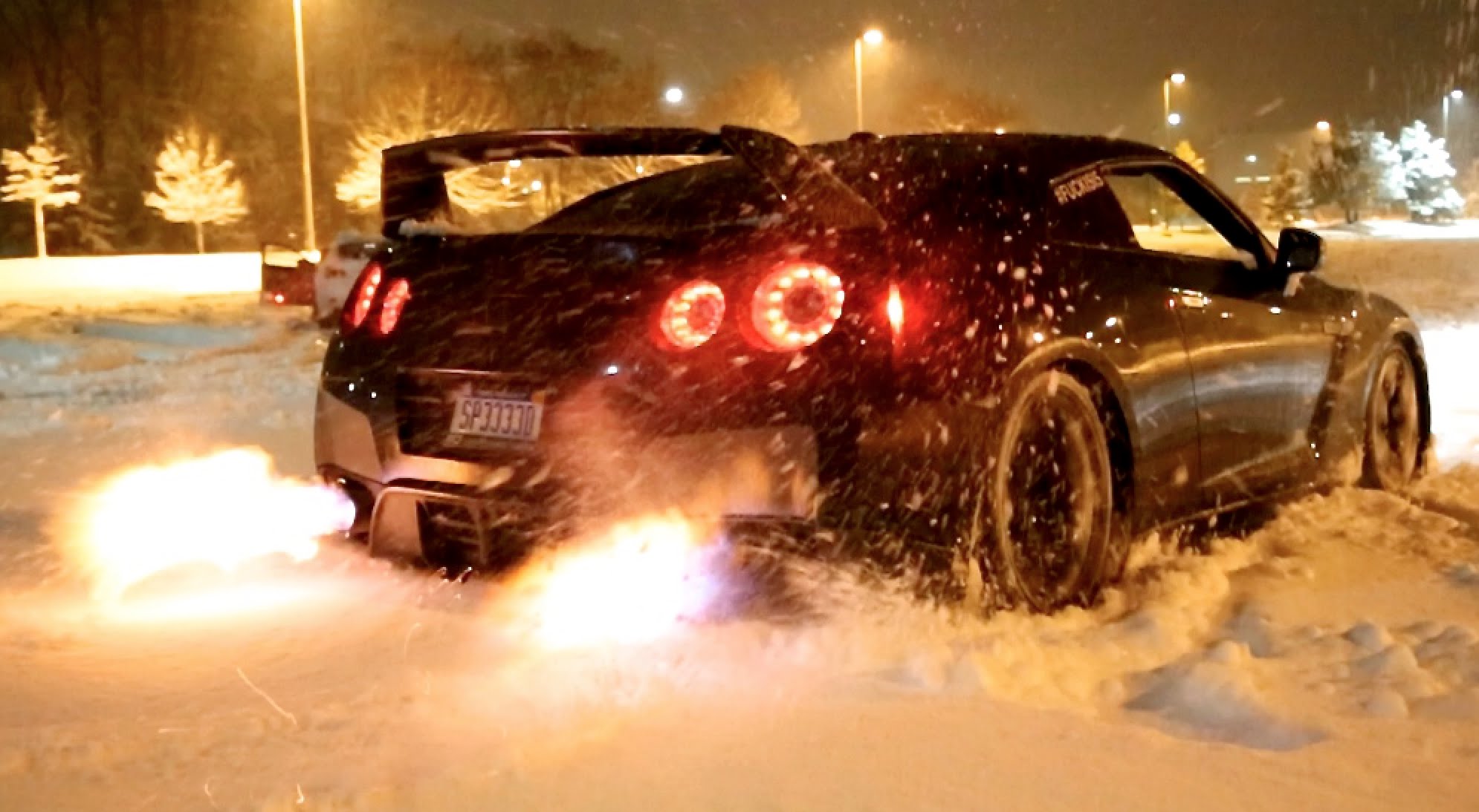 Video Nissan Gt R Mit Lounch Con
