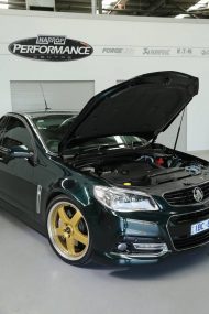 Holden VF Ute SS mit 437PS by Harrop Engineering