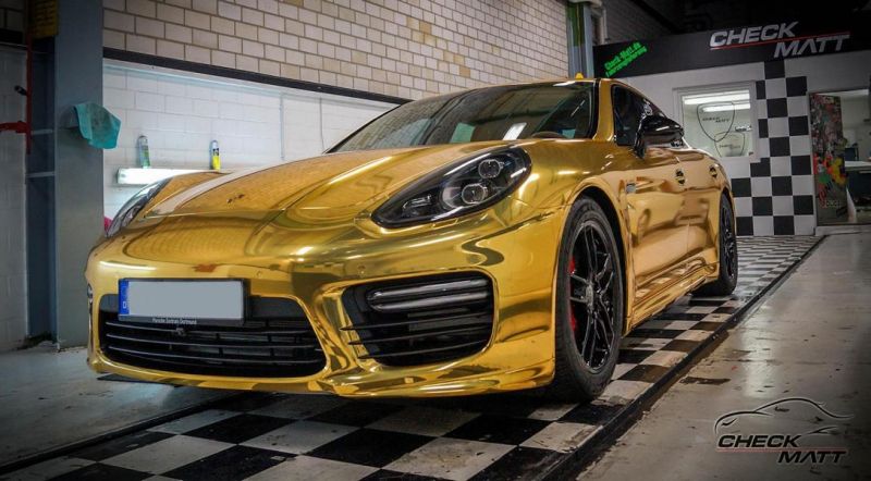 Golden Eye &#8211; Check Matt Dortmund Porsche Panamera