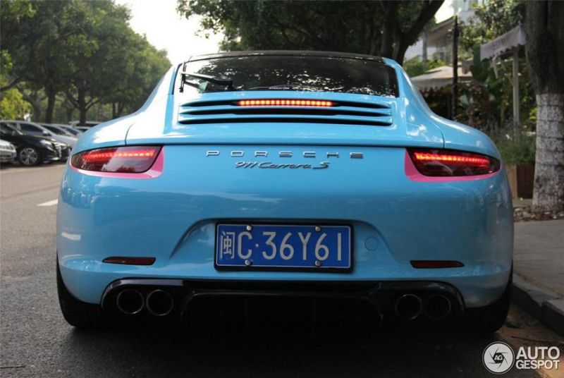 Verrückt &#8211; Porsche 991 Carrera S auf pinken Forgiatos