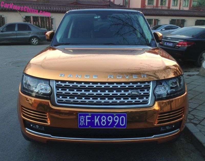 range rover gold folierung 12 2015 1 Fotostory: Chromgoldene Folierung am Range Rover Sport