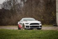 Ford Mustang comme Roush, Motorcraft RS3 'Mustang