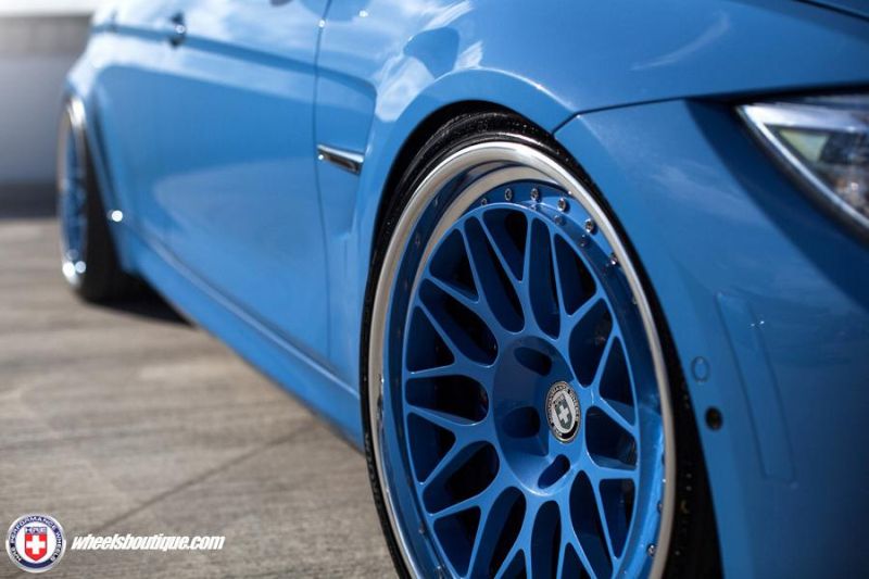 HRE 300 Classic Wheels am blauen BMW F80 M3