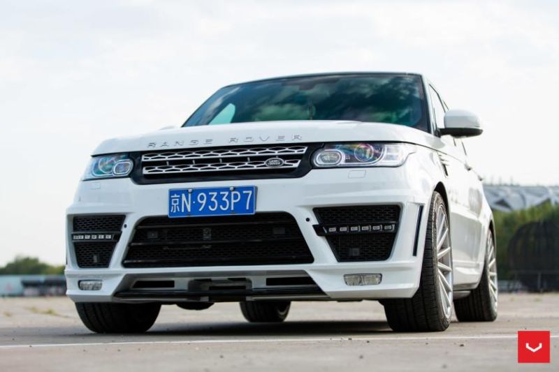 Land-Rover-Range-Rover-Sport-Vossen-VFS-2-Wheels-3