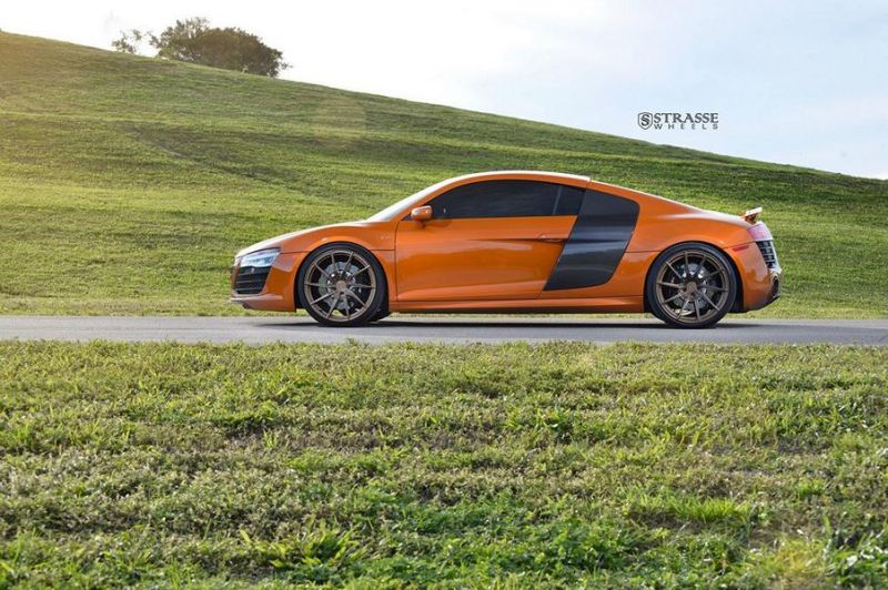 20 pouces jantes alliage SV10TS sur l'Audi R8 V10 en orange