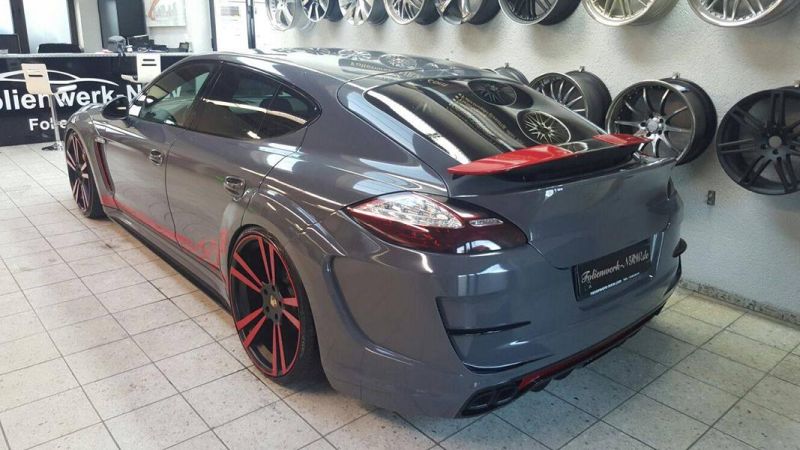 Porsche Panamera Turbo in the 997 GT3 RS outfit