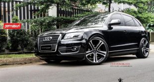 TOP - Satin Flip Volcanic Flare Foiling on the Audi Q5 SUV