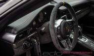 اللمسات الأخيرة – مسابقة Edo Porsche 911 (991) GT3 RS باللون الرمادي الداكن