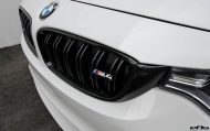 Subtelne - europejskie auto tuning źródła w BMW M4 F82