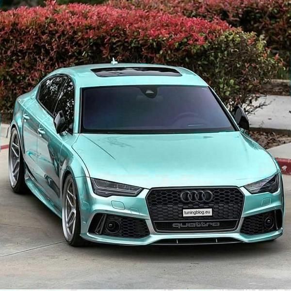 tuningblog.eu Audi A7 RS7 in light blue and on 22 inches