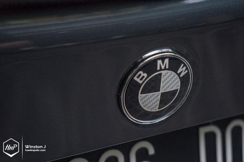 BMW F30 320i su cerchi in lega OZT rotiformi 20 pollici