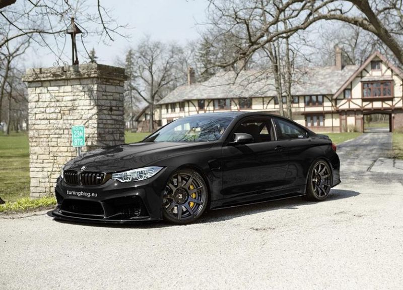 BMW M4 F82 Coupe in black with full carbon alloy wheels