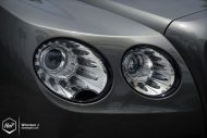 Hammer - Bentley Flying Spur W12 op aluminium van 22 inch-klasse