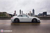 Porsche 991 (911) extrem tief auf HRE Classic 300 Alufelgen